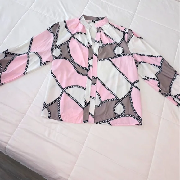 Stylish Pink and White Geometric Women's Top - Picture 1 of 6